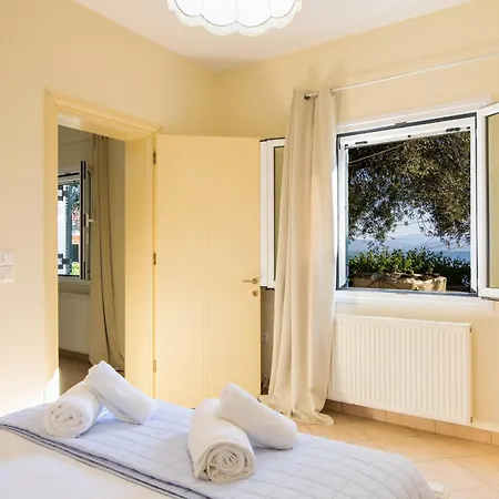 Kaizer Beach House
